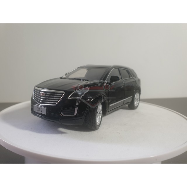 Xe mô hình Cadillac XT5, tỉ lệ 1:32