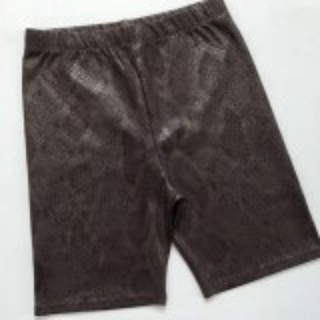 quần biker short hiệu xuất xin