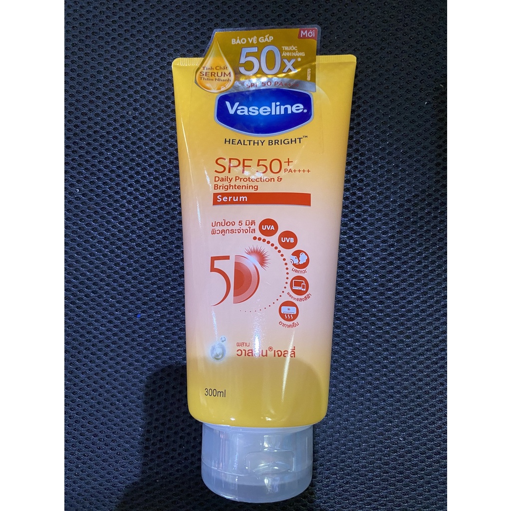 Serum chống nắng cơ thể Vaseline 50x bảo vệ da với SPF 50+ PA++++ giúp da sáng hơn gấp 2X 300ml