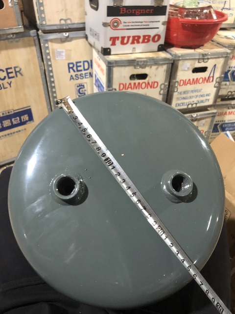 Sản phẩm gia đình làm: bầu hơi bình hơi ô tô 25cmx72cm WG9000360703