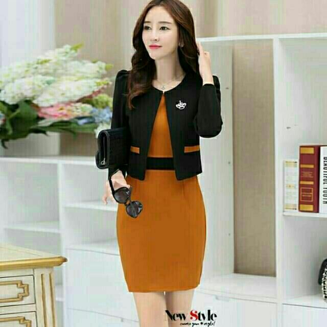 Sét đầm body kèm áo khoác