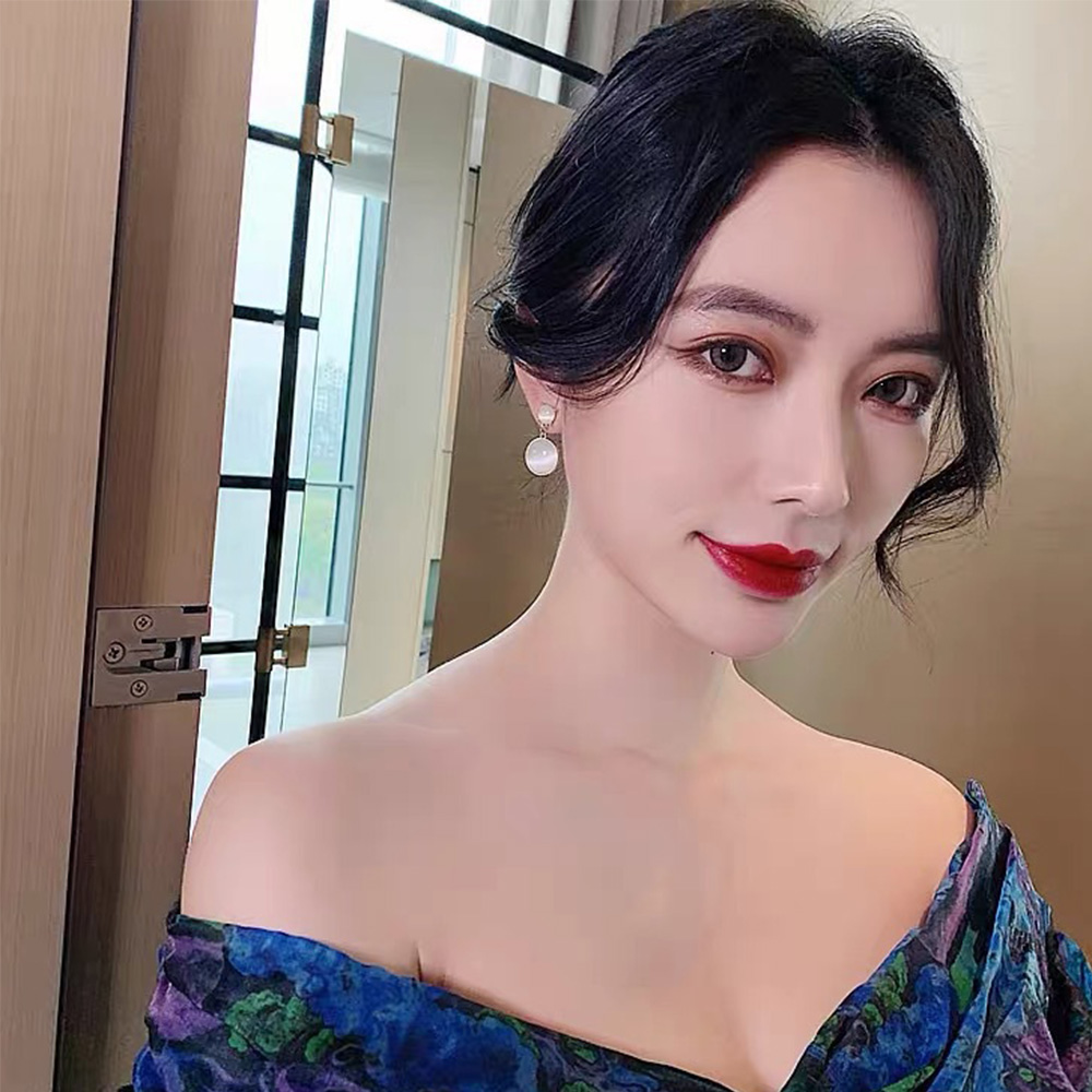 Khuyên Tai Nữ Hình Tròn Thời Trang