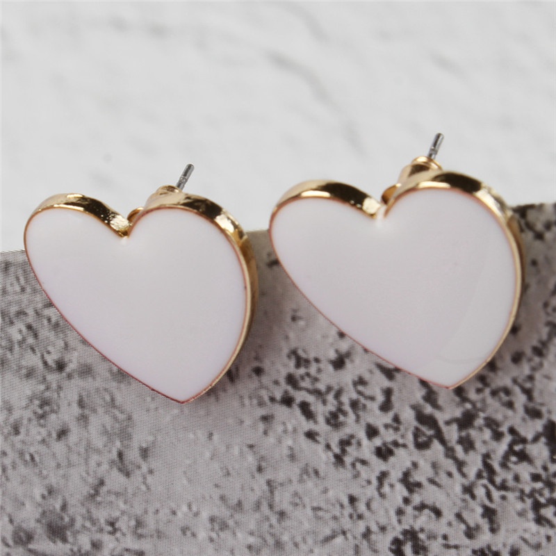 Street Style Heart Stud Earrings for Women Love Heart Fashion Earrings