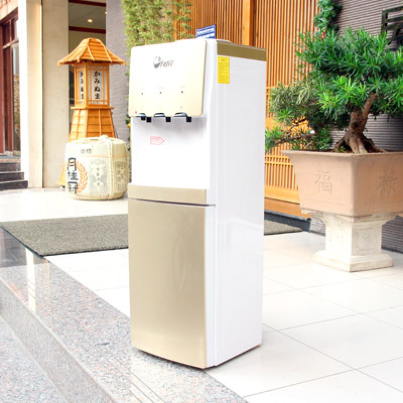 Cây nước nóng lạnh 3 vòi FujiE nhập khẩu làm lạnh Block có khóa vòi nóng, tự ngắt an toàn tiết kiệm điện