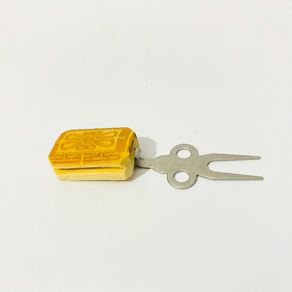Xiên chuối hoa quả cho chim chất liệu đầu xiên inox trẻ giá rẻ