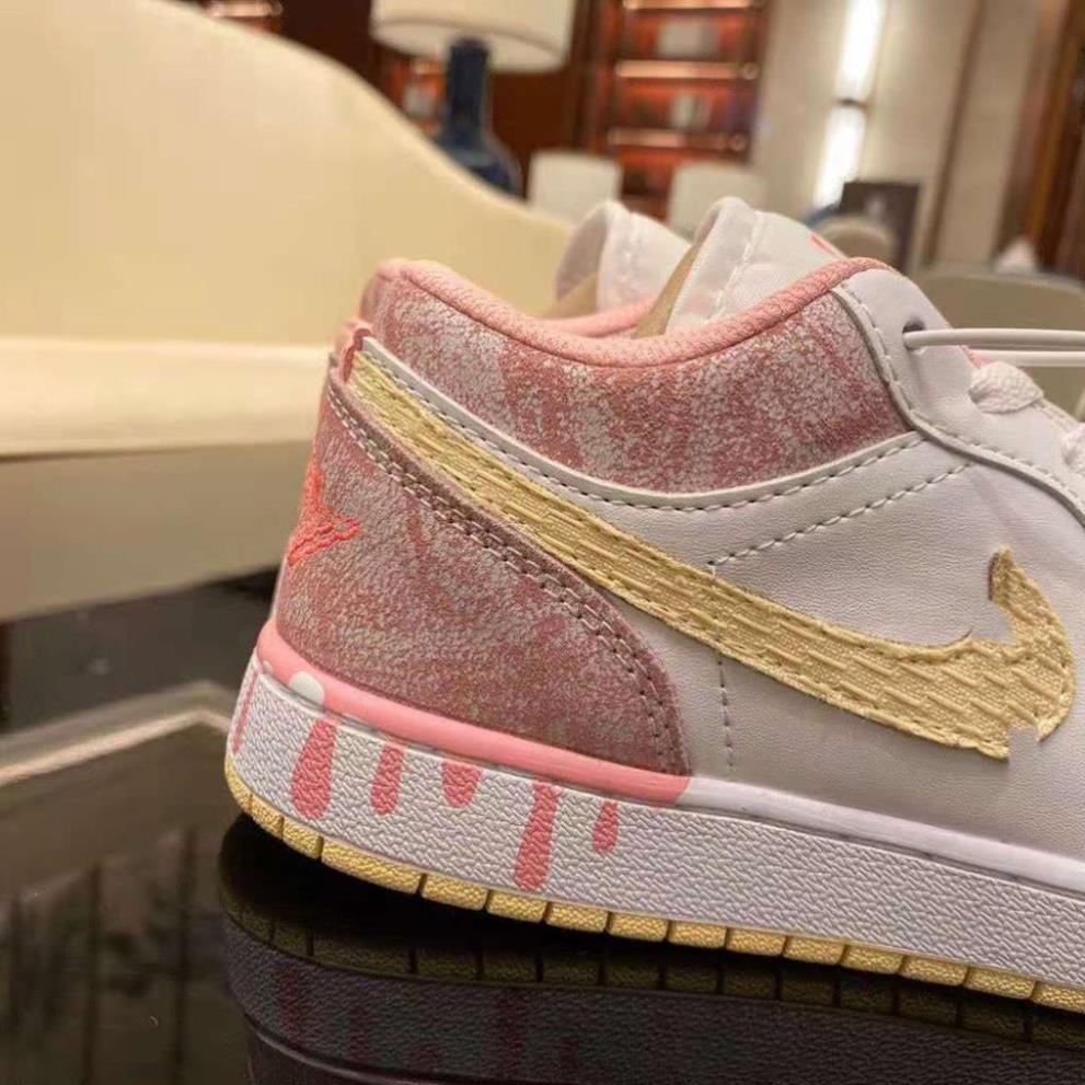 👟👟Giày Sneaker Nike Air Jordan 1 Low GS ‘Strawberry Ice Cream Hồng Vẩy Sơn Cho Nữ Full Box Size Rep 1:1 2021