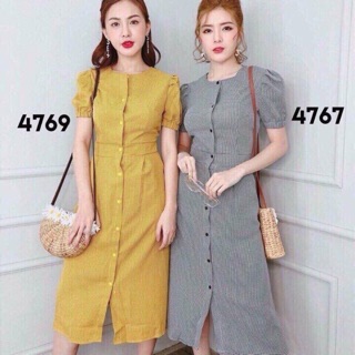Váy caro tay phồng