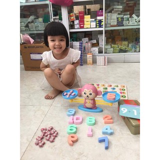 CÂN THĂNG BẰNG CON KHỈ