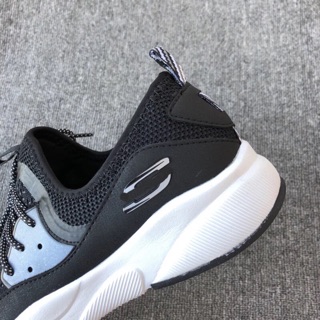 Giày SKECHERS