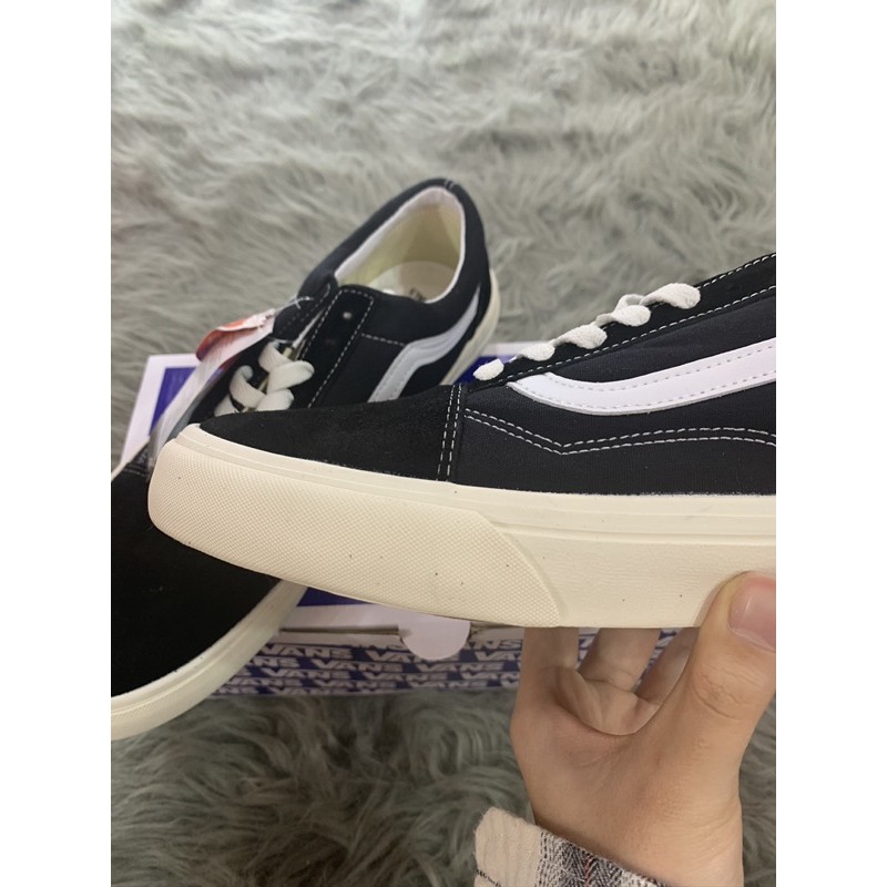 GIÀY SNEAKER VANS VAULT ĐEN KÈM BỘ QUÀ TẶNG GIÁ TRỊ