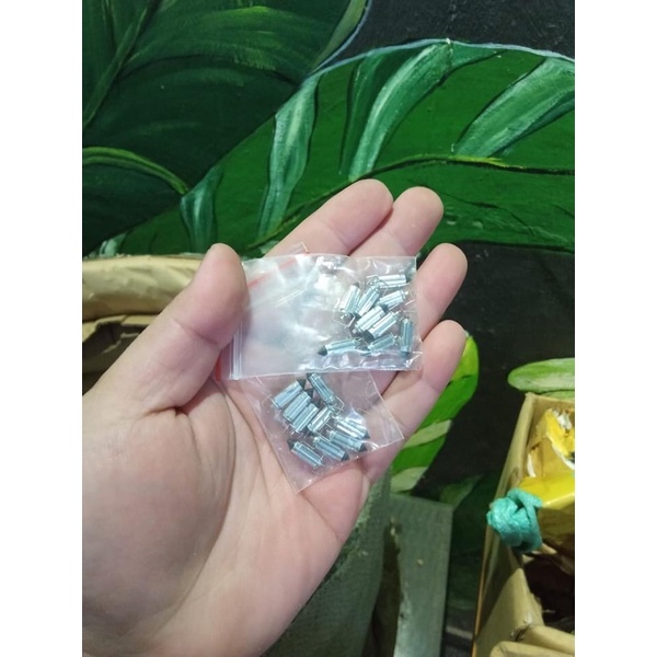 Kim ba cạnh chế paco minsk