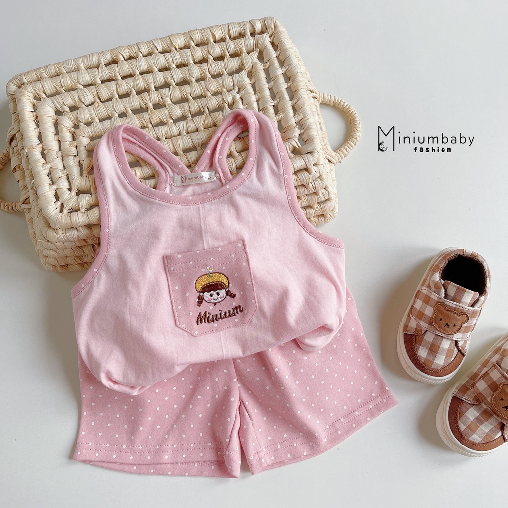 Bộ quần áo thiết kế 2 cotton dây cho bé gái phối túi thêu xinh xắn, miniumbabyfashion SB1226, bộ không tay hè