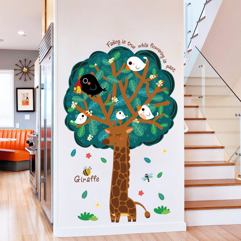 Decal dán tường cây xanh hươu cao cổ