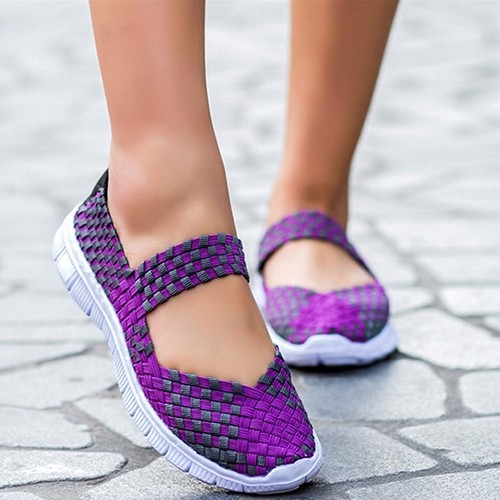 Giày Sneaker chất liệu thấm hút cho nữ