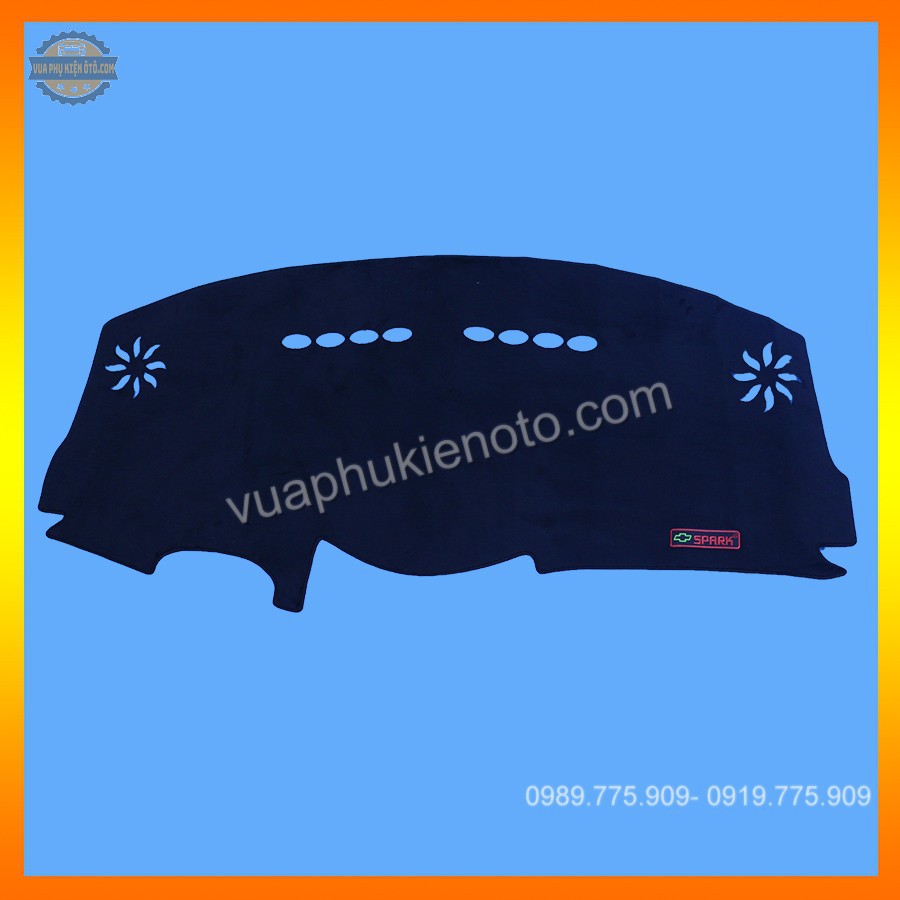 Thảm Taplo Chevrolet Spark 2004- 2012, 2013 -2018 Chất Liệu Da Vân Carbon hoặc Nhung 3 Lớp Chống Trượt