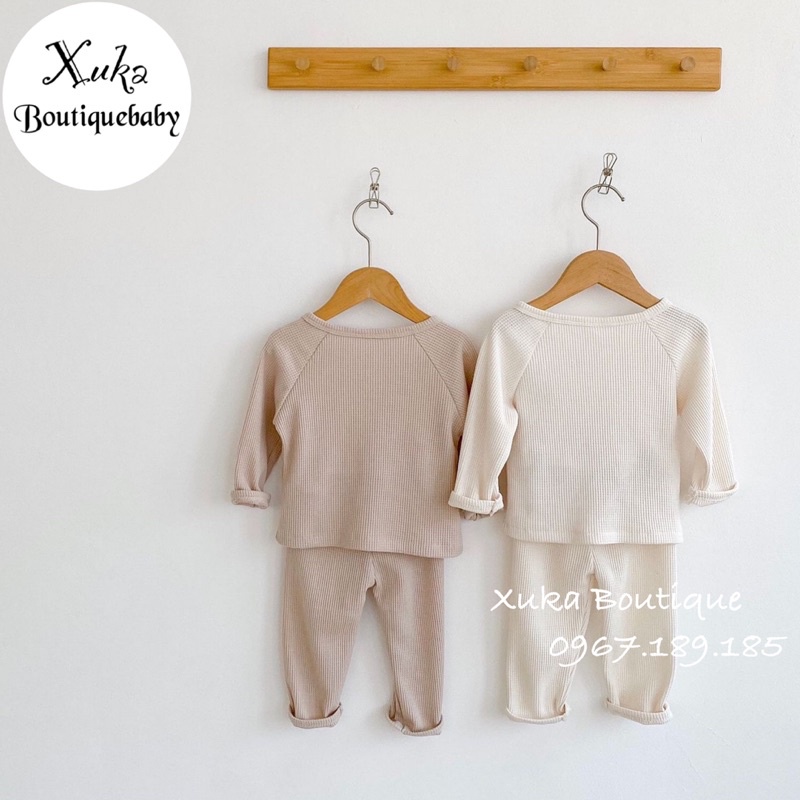 Set Bộ Áo Khoác Cardigan và quần dài thêu gấu cho bé - Xuka Boutique - Quần Áo Sơ Sinh
