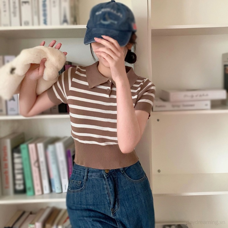 Áo Croptop Dệt Kim Tay Ngắn Cổ Bẻ Họa Tiết Kẻ Sọc Thời Trang Cho Nữ