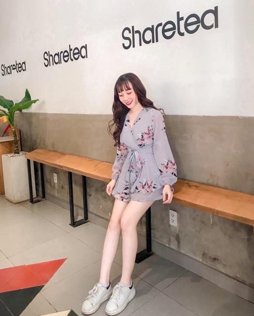 JUMPSUIT HOA TẦNG CỔ V CỘT EO