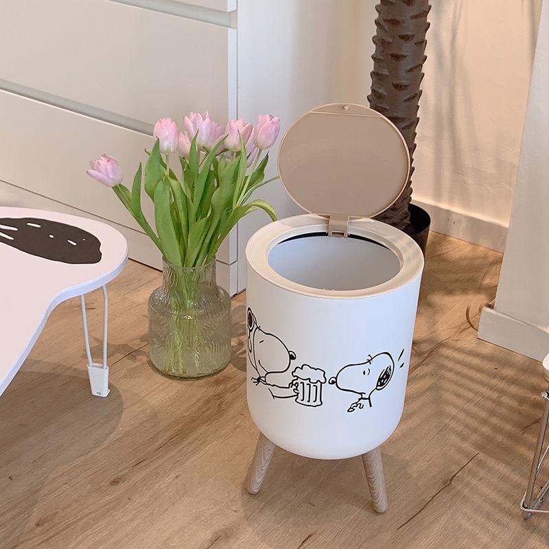 Thùng Rác Hình Snoopy Phong Cách Nhật Bản Dễ Thương Chống Bụi Có Nắp Đậy Tiện Dụng Ốp