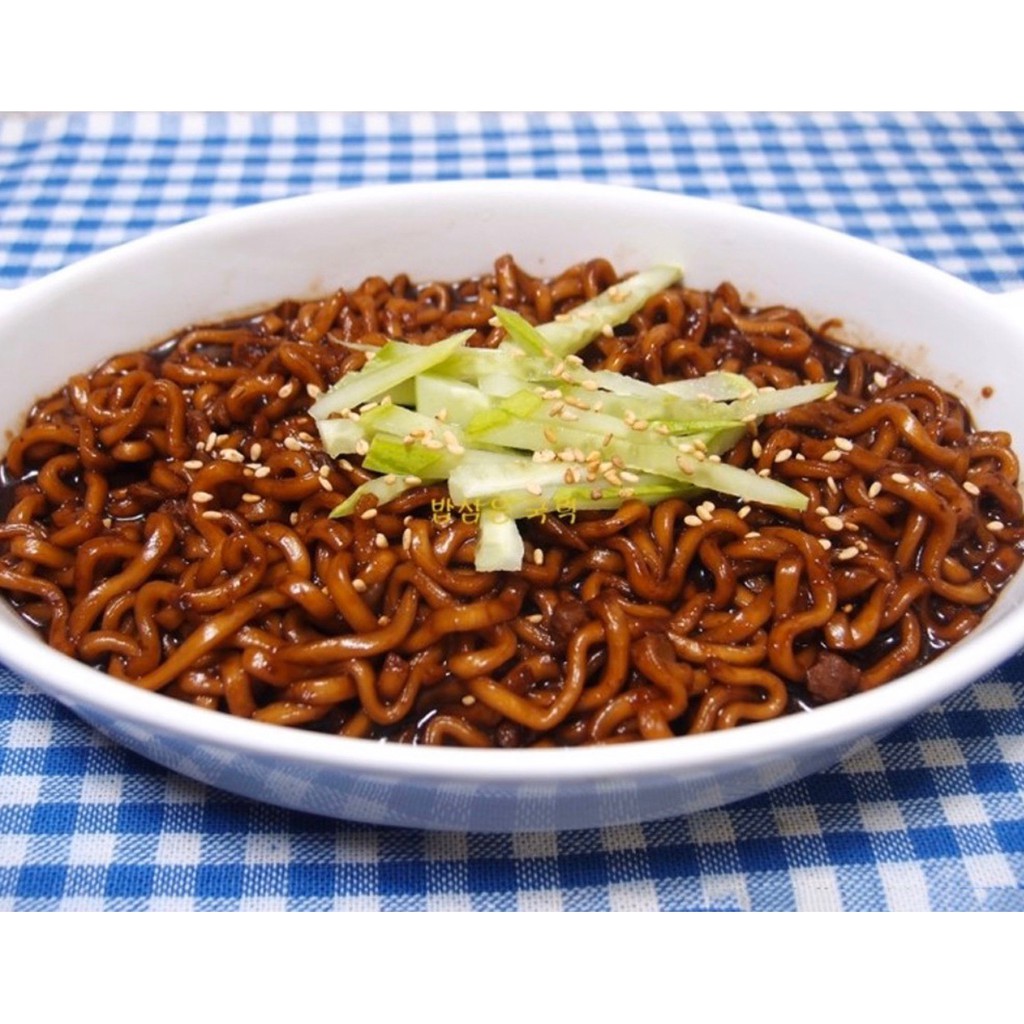 Lốc 5 Gói Mì tương đen Chapaghetti Nongshim (140g / gói)