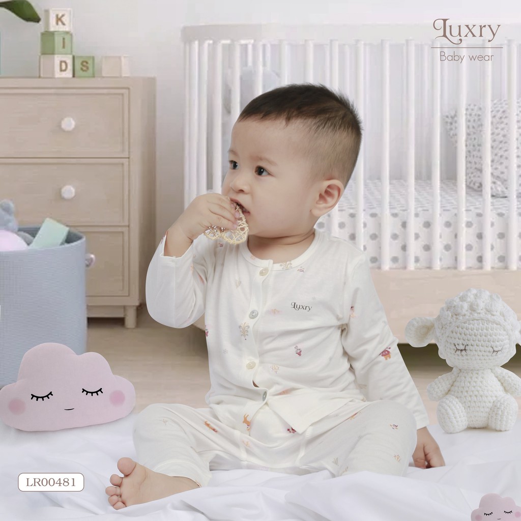 Bộ quần áo dài tay cài thẳng peptit sợi tre - họa tiết Noel LUXRY