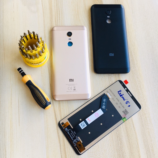 Combo Bộ Vỏ Sườn + Màn Hình Xiaomi Redmi 5 Plus Zin Hàng Cao Cấp (Tặng Bộ Vít)