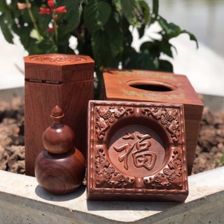 Bộ 4 món hộp chè, hộp giấy ăn, gạt tàn thuốc, lọ tăm bầu gỗ hương đỏ, đồ dùng sinh hoạt trong gia đình sang trọng