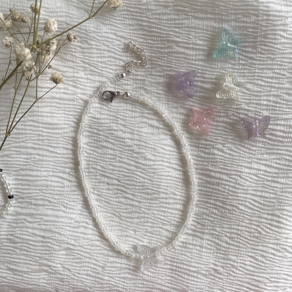 Vòng cổ hạt cườm hình bướm mix hạt trong pastel handmade