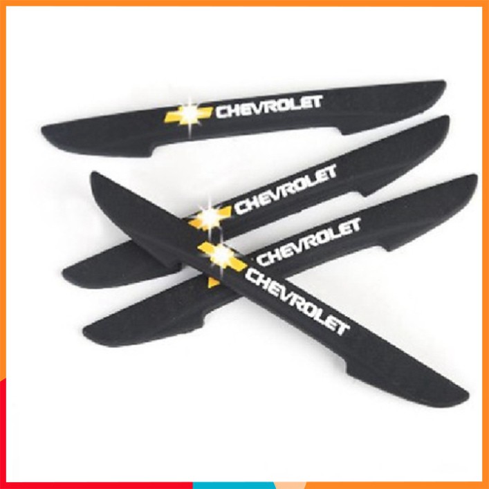 Sản Phẩm  Bộ 4 Nẹp chống va đập cửa ô tô CYX-CHR Logo xe CHEVROLET ..