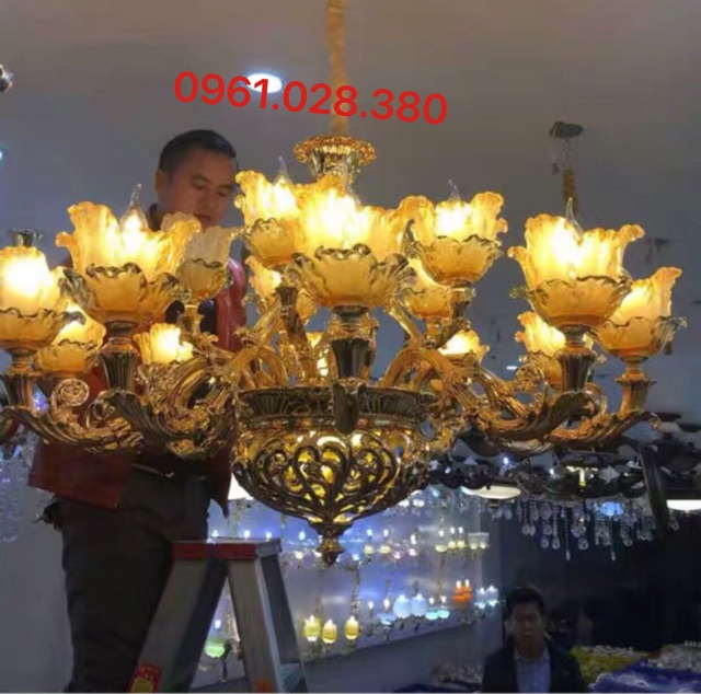 Đèn chùm Trang Trí Nội Thất Hoa Vàng 8-15 Tay Hàng đẹp - Tặng Kèm Bóng Nến