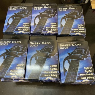 Capo cá mập cho đàn guitar Baby shark