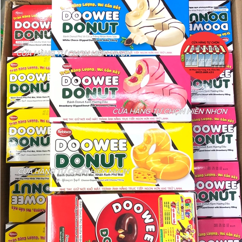 Bánh phủ sô cô la nhân kem trứng Doowee Donut
