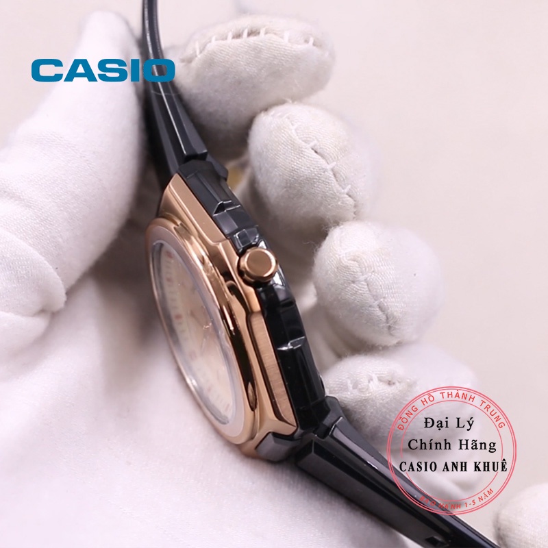 Đồng Hồ Nữ Casio LWA-300HRG-5EV dây vỏ đen viền kim loại vàng hồng