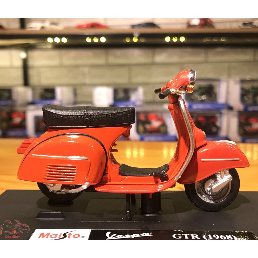 Mô hình xe mô tô Vespa GTR (1968) tỉ lệ 1/18 màu đỏ