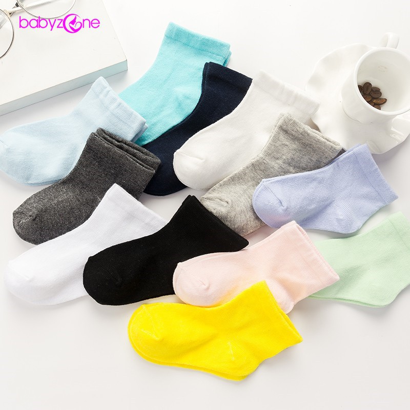 5 đôi vớ giữ ấm mùa đông kiểu dáng xinh xắn dành cho các bé