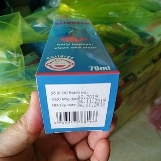 Xịt nước muối biển vệ sinh mũi cho bé