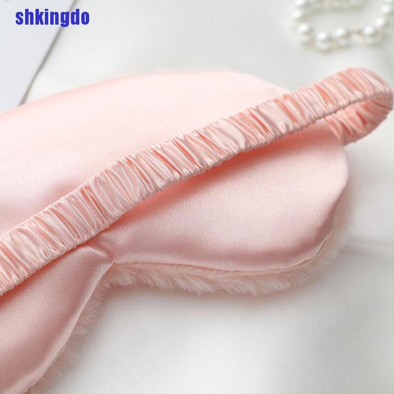 Bịt mắt ngủ bằng lông nhung mềm mại xếp gọn tiện dụng