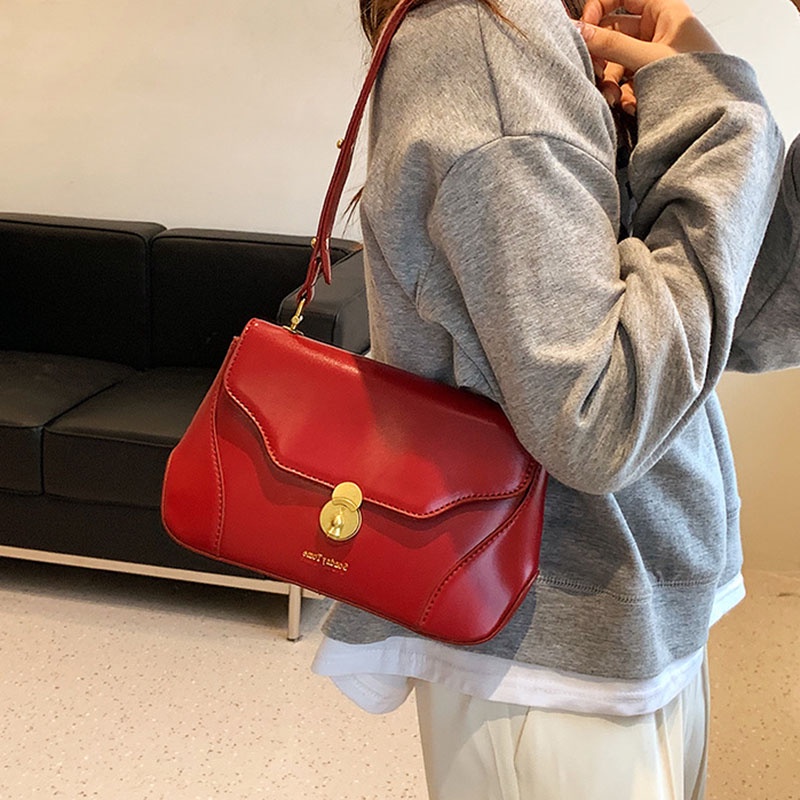 Túi Đeo Vai Thời Trang Dễ Phối Đồ Cho Nữ