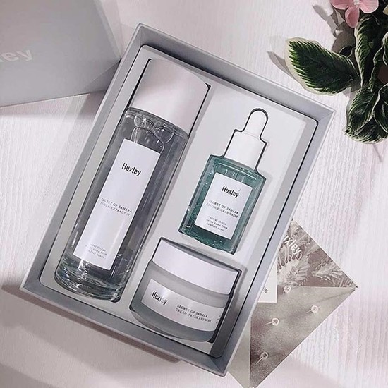 Bộ 3 món HUXLEY Brightening Care Trio Set dưỡng trắng sáng