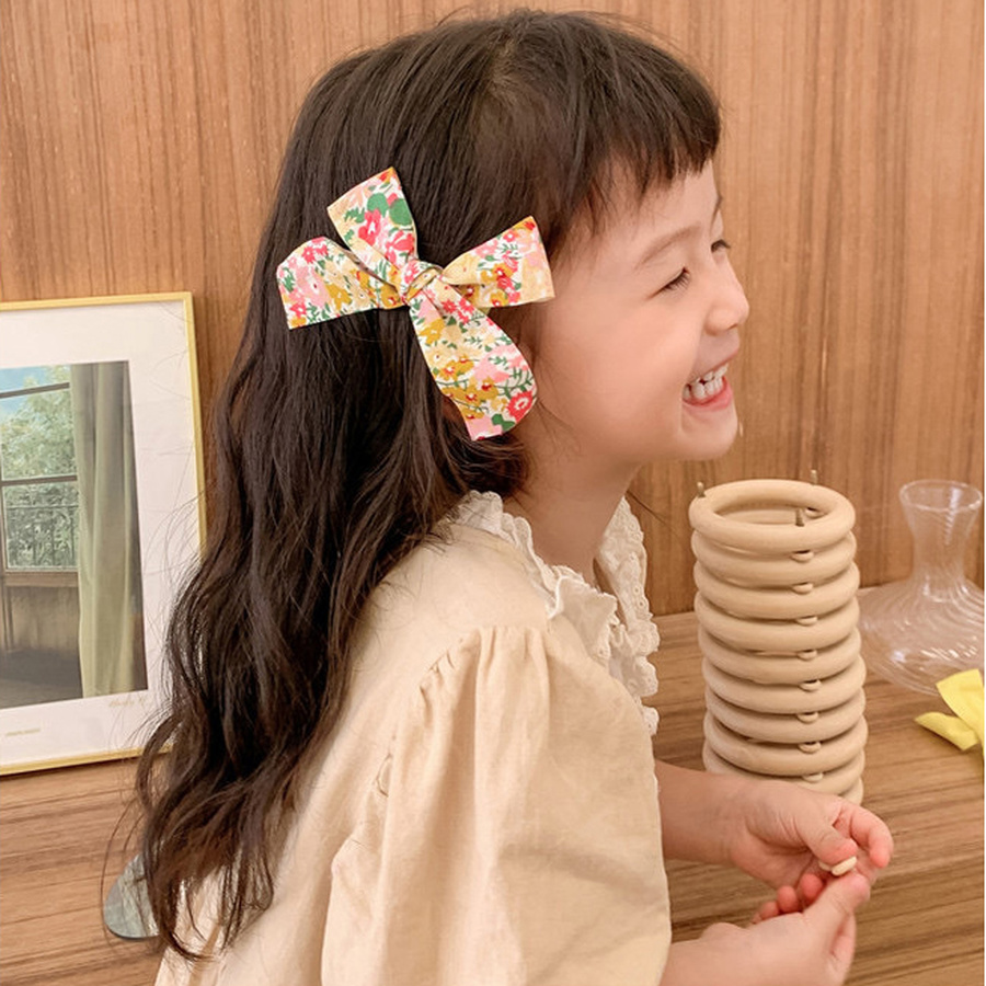 Set 2 kẹp tóc nhiều hoạ tiết tuỳ chọn cho bé gái