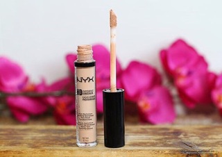 Kem Che Khuyết Điểm Nyx