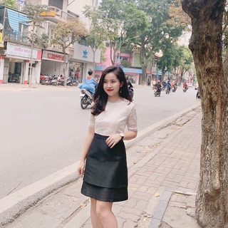 Váy Thân Ren Chân Tafta