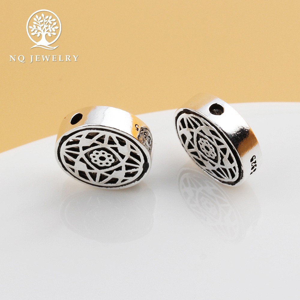 Charm Bạc tròn xỏ ngang hoa văn - NQ Jewelry