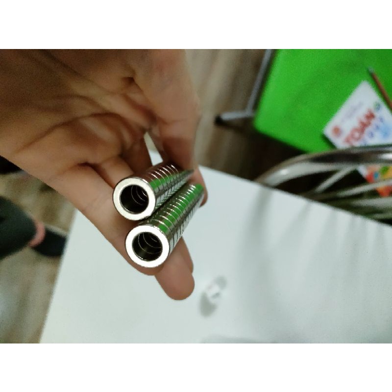 Nam châm hình nhẫn 15x5 lỗ 9mm, nam châm nhẫn có lỗ giữa. nam châm buộc dây