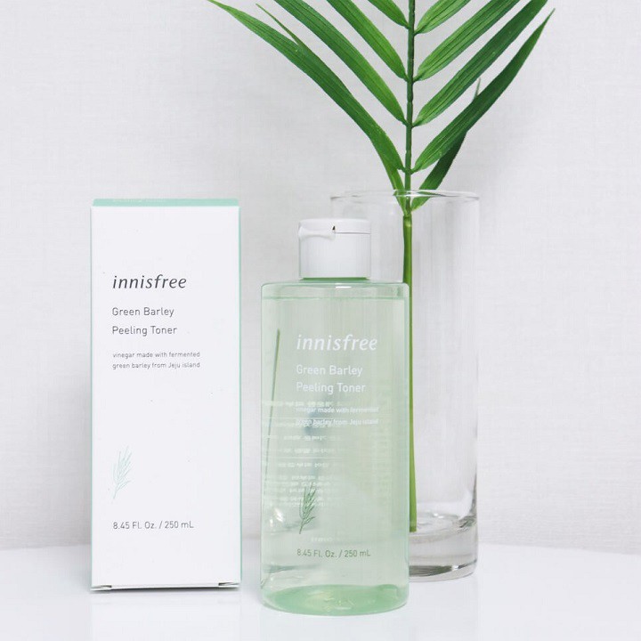 Nước hoa hồng Innisfree Green Barley Peeling Toner 250ml