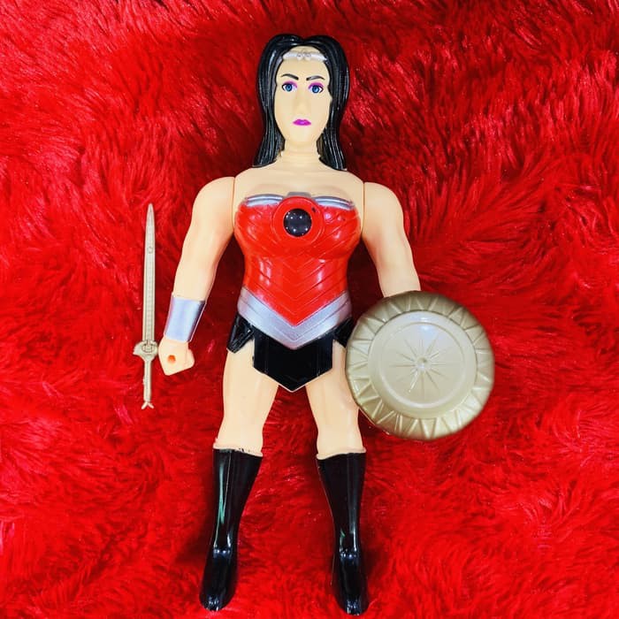 Mô Hình Nhân Vật Wonder Woman Trong Phim Justice League