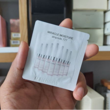 Sample tinh chất huyết thanh 777 Ohui siêu dưỡng ẩm dưỡng trắng và căng bóng da - Miracle Moisture Ampoule Ohui 777 1ml | BigBuy360 - bigbuy360.vn
