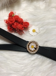 Nịt nữ bản 2,5cm. Mặt hoa cúc đính đá.