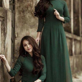 Áo dài xanh rêu CHAANG, dáng áo dài lụa truyền thống vải tây thi mềm co giãn tốt, đẹp