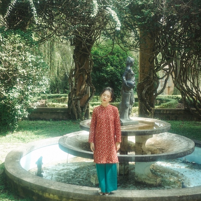 Áo Dài Cà Bông - Họa Tiết Hoa Nhí - Vải B6 - Form Suông Rộng by Mộc AD222